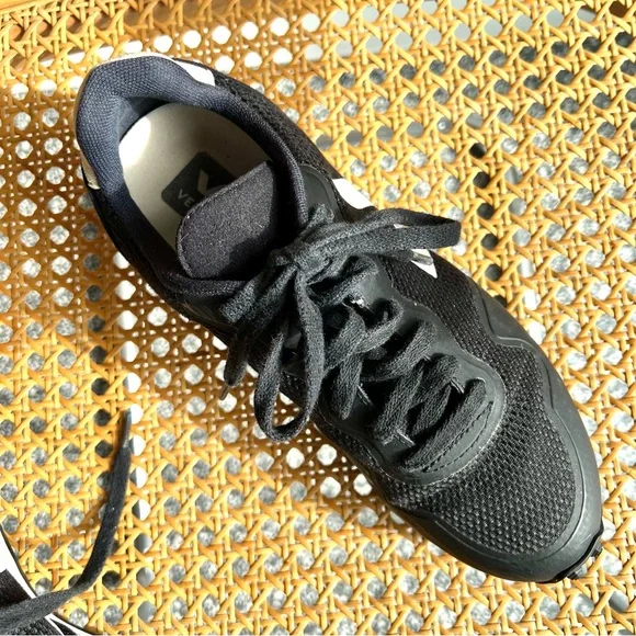 Veja Black and White Sneakers - Picture 11 of 12